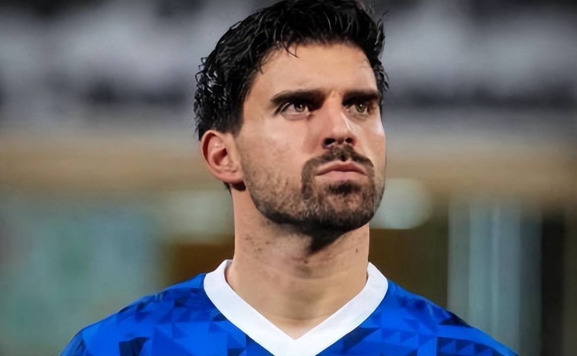 28岁葡萄牙天才中场成香饽饽，4大顶级豪门疯抢，沙特豪门难留人